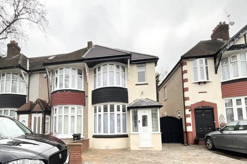 undefined, Stradbroke Grove, Clayhall, Barkingside