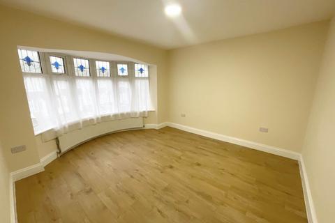 undefined, Stradbroke Grove, Clayhall, Barkingside