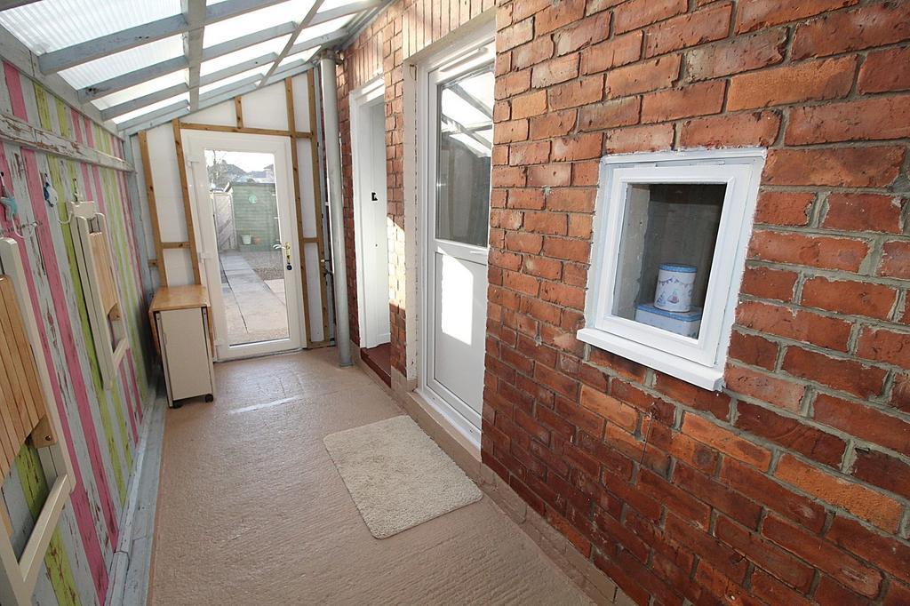 Lean-to