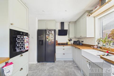 2 bedroom detached bungalow for sale, Ashford Road, Hastings