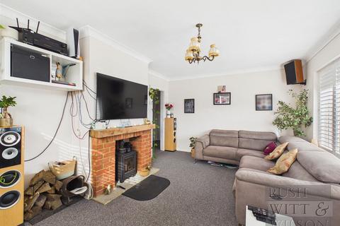 2 bedroom detached bungalow for sale, Ashford Road, Hastings