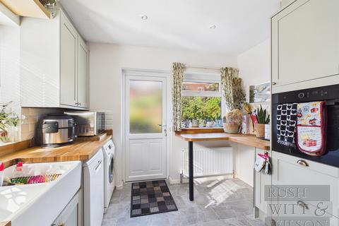 2 bedroom detached bungalow for sale, Ashford Road, Hastings