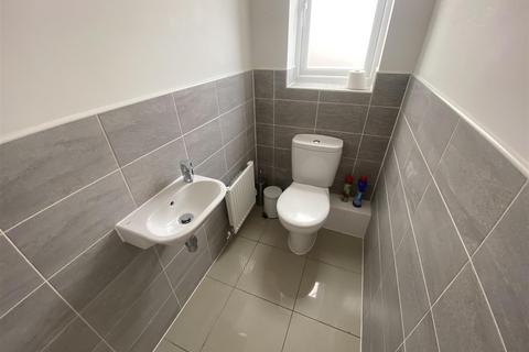 undefined, Henry Shute Road, Bristol, Gloucestershire, Bristol BS16
