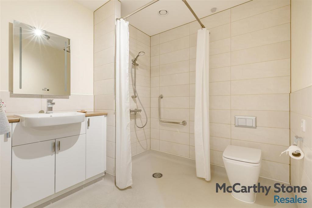 8680755-interior22.jpg