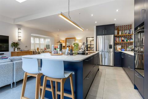 5 bedroom detached house for sale, Innkeepers Court, Longwick, Princes Risborough, Buckinghamshire, HP27