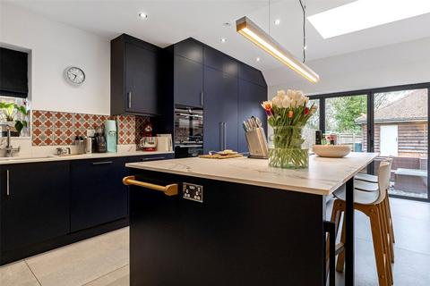 5 bedroom detached house for sale, Innkeepers Court, Longwick, Princes Risborough, Buckinghamshire, HP27