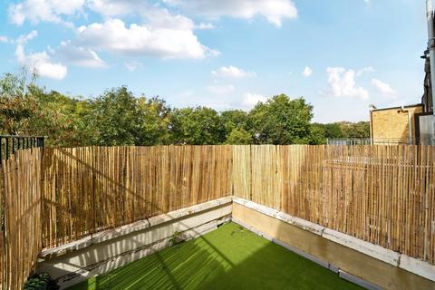 1 bedroom flat to rent, Askew Road, Shepherd's Bush, London, W12