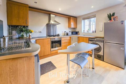 1 bedroom apartment for sale, Swallows Reach, Swallow Croft, Lichfield, WS13