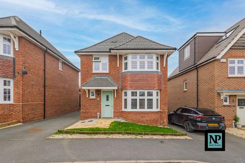 3 bedroom detached house for sale, Barlaston Way, Amington, B77