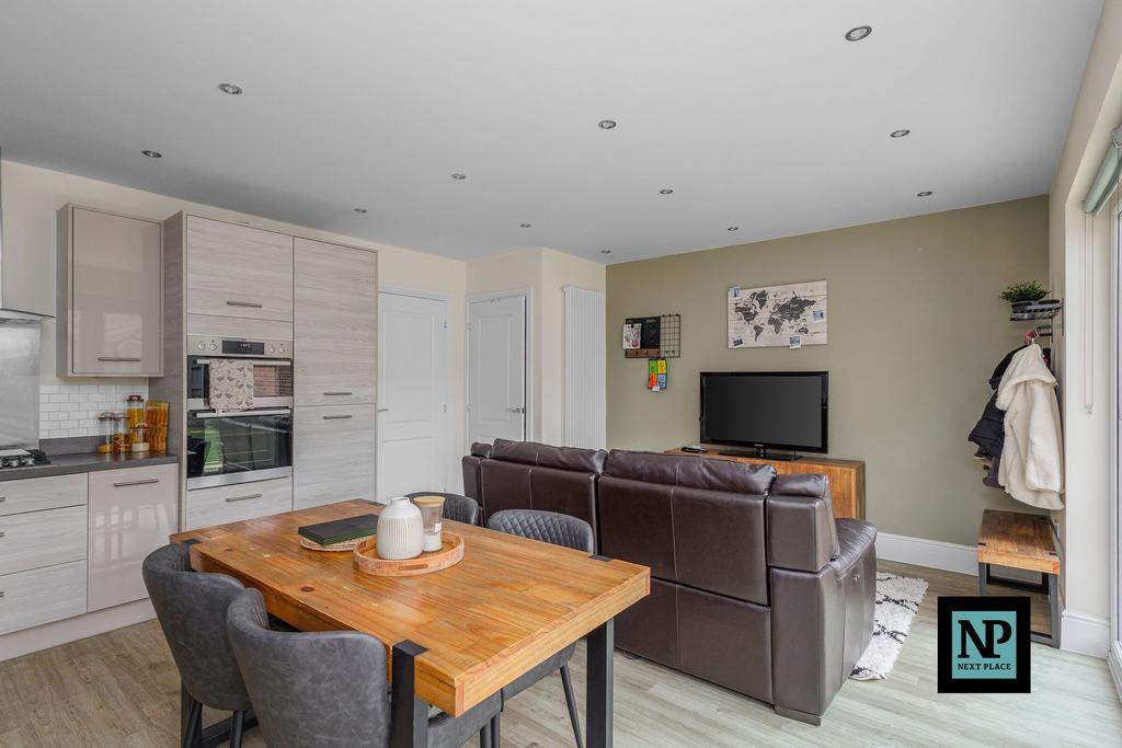 Kitchen / Diner