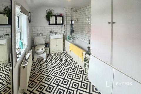 2 bedroom terraced house to rent, Meadowgate, Bourne, Lincolnshire, PE10