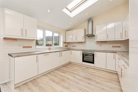 4 bedroom semi-detached house for sale, Baden Powell Crescent, Pontefract