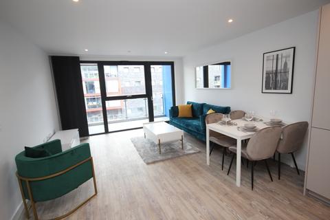 2 bedroom apartment to rent, Potato Wharf, Manchester M3
