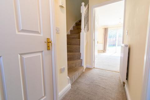 2 bedroom terraced house to rent, Hawthorn Avenue, Ormskirk L40