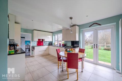 7 bedroom detached house for sale, Stapehill Road, Wimborne, BH21 7