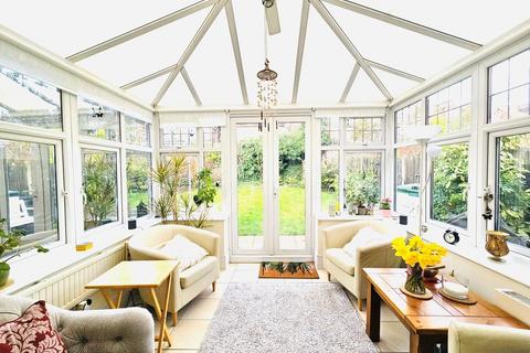 6 bedroom detached house for sale, Fauna Close, Stanmore HA7