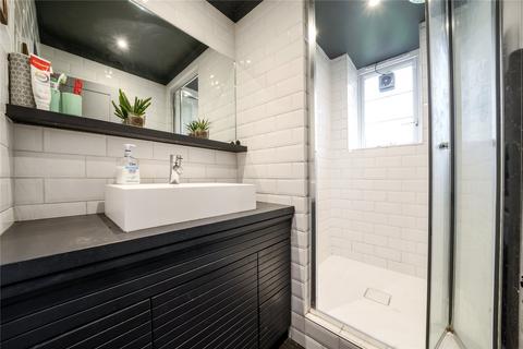 3 bedroom flat to rent, Frampton Park Road, London, E9