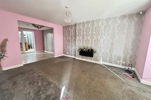 3 bedroom detached house to rent, Bloomhill Court, Doncaster DN8
