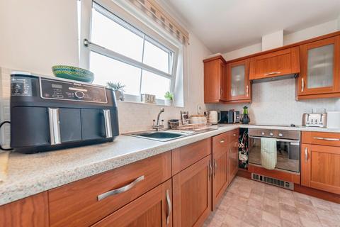 undefined, Warwick Court, Balderton, Newark