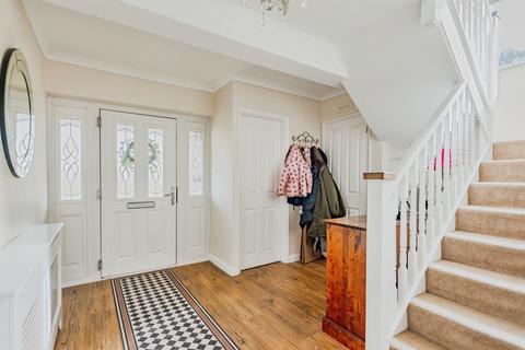 undefined, Plough Close, Ifield, Crawley