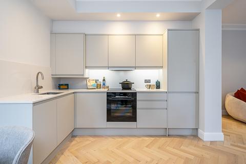 undefined, Hamlet Gardens, King Street London W6 0SP