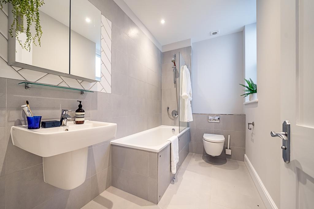 201 Hamlet Garden...