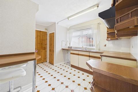3 bedroom semi-detached house for sale, Meresyde, Gateshead NE10