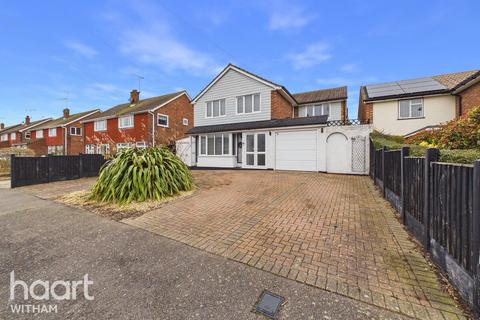 Plume Avenue, Maldon
