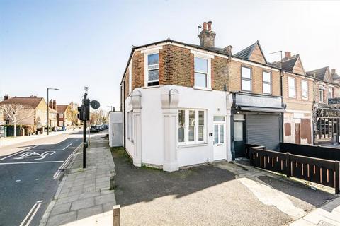 undefined, Stanley Road, Teddington TW11