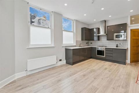 undefined, Stanley Road, Teddington TW11