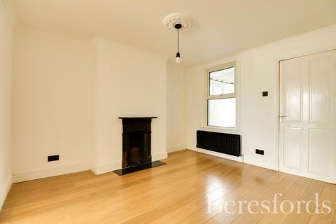 2 bedroom end of terrace house for sale, Main Road, Broomfield, CM1