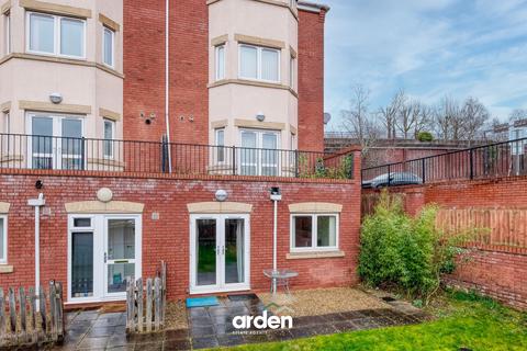 2 bedroom flat for sale, Hewell Road, Redditch, B97