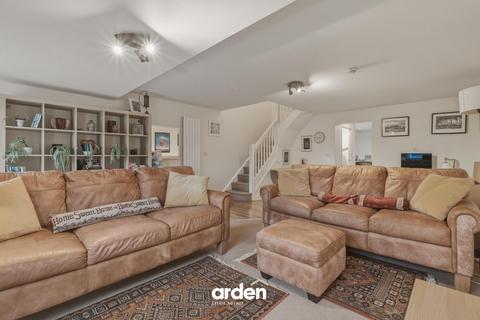 2 bedroom flat for sale, Hewell Road, Redditch, B97