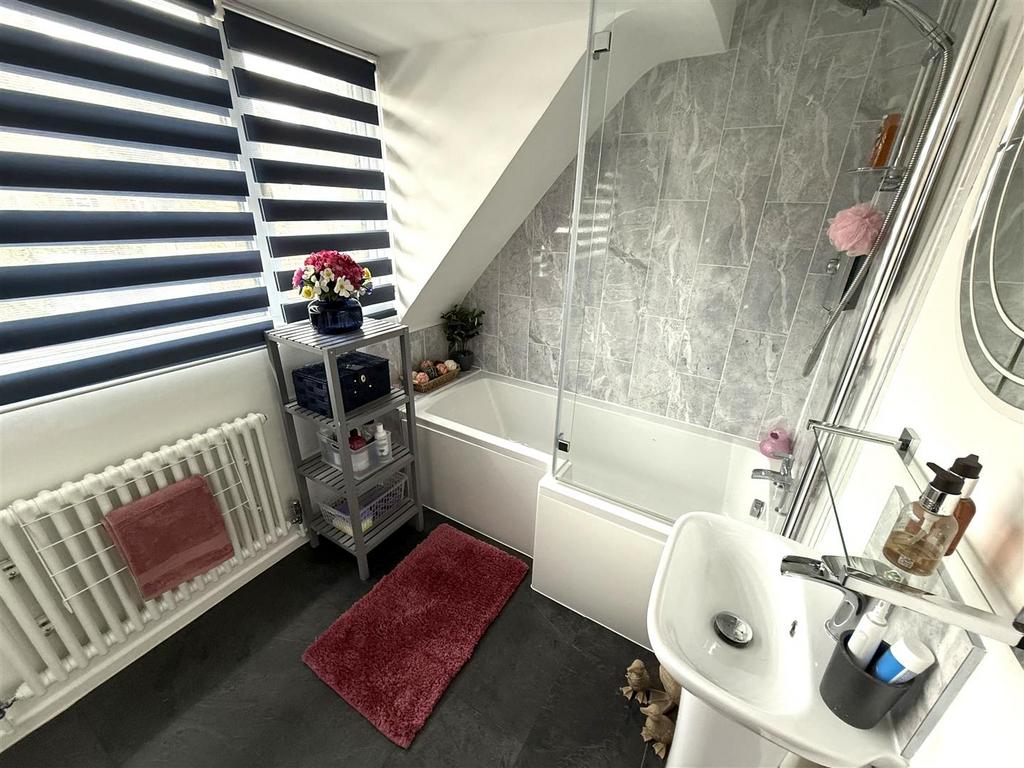 10 hd bath.jpeg