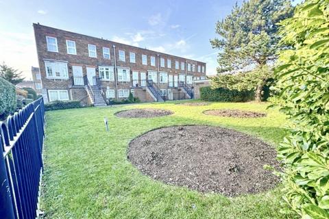 2 bedroom maisonette for sale, Regency Way, Bexleyheath DA6