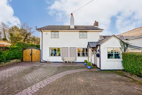 4 bedroom semi-detached house for sale, Back Lane, Wigan WN8