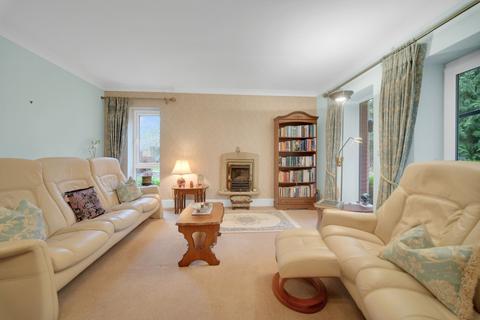 undefined, Elmhurst, Bowgreave
