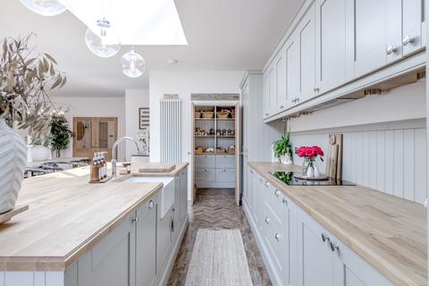 4 bedroom detached house for sale, Wigan Road, Wigan WN6