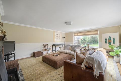 3 bedroom bungalow to rent, Deep Field Datchet SL3