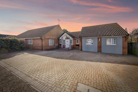 undefined, Yewtree Grove, Kesgrave, Ipswich, Suffolk, IP5