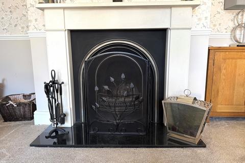 4 bedroom detached house for sale, Glebe Road, Staines-upon-Thames, Surrey, TW18