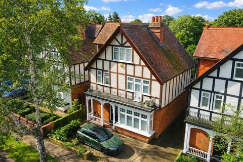 undefined, Glebe Road, Staines-upon-Thames, Surrey, TW18
