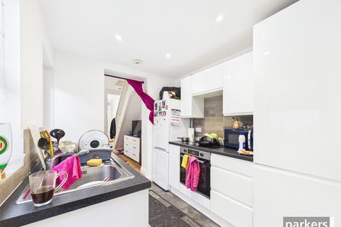 3 bedroom terraced house for sale, Elm Park Road, Berkshire RG30