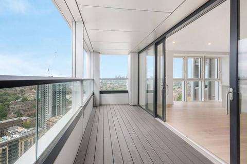 3 bedroom flat to rent, Deacon Street, Elephant and Castle, London, SE17
