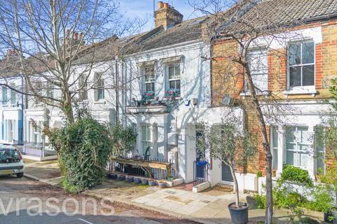 Crimsworth Road, London