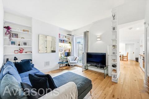1 bedroom flat for sale, Crimsworth Road, London