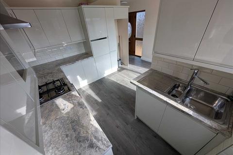 2 bedroom bungalow to rent, Coniston Avenue, Hambleton