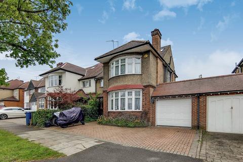 4 bedroom semi-detached house for sale, Courtfield Avenue, Harrow, HA1