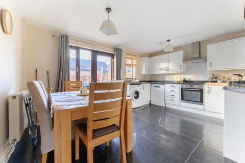 3 bedroom end of terrace house for sale, Thames Way, Caister-On-Sea