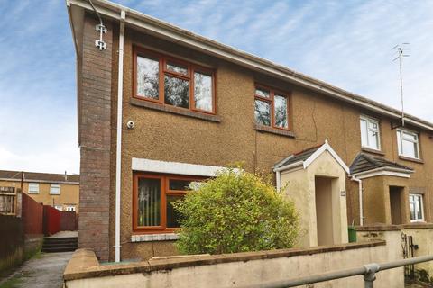 3 bedroom end of terrace house for sale, Dynea Road, Pontypridd